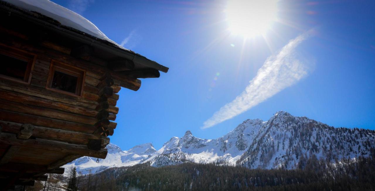 Rifugio Vieux Crest Hotel Champoluc Eksteriør billede